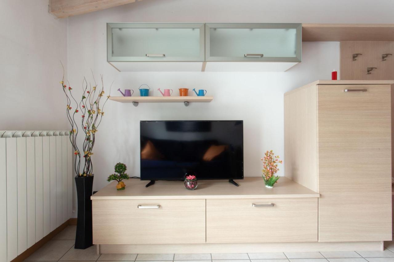 Casa Vacanze Valeria سوندريو المظهر الخارجي الصورة