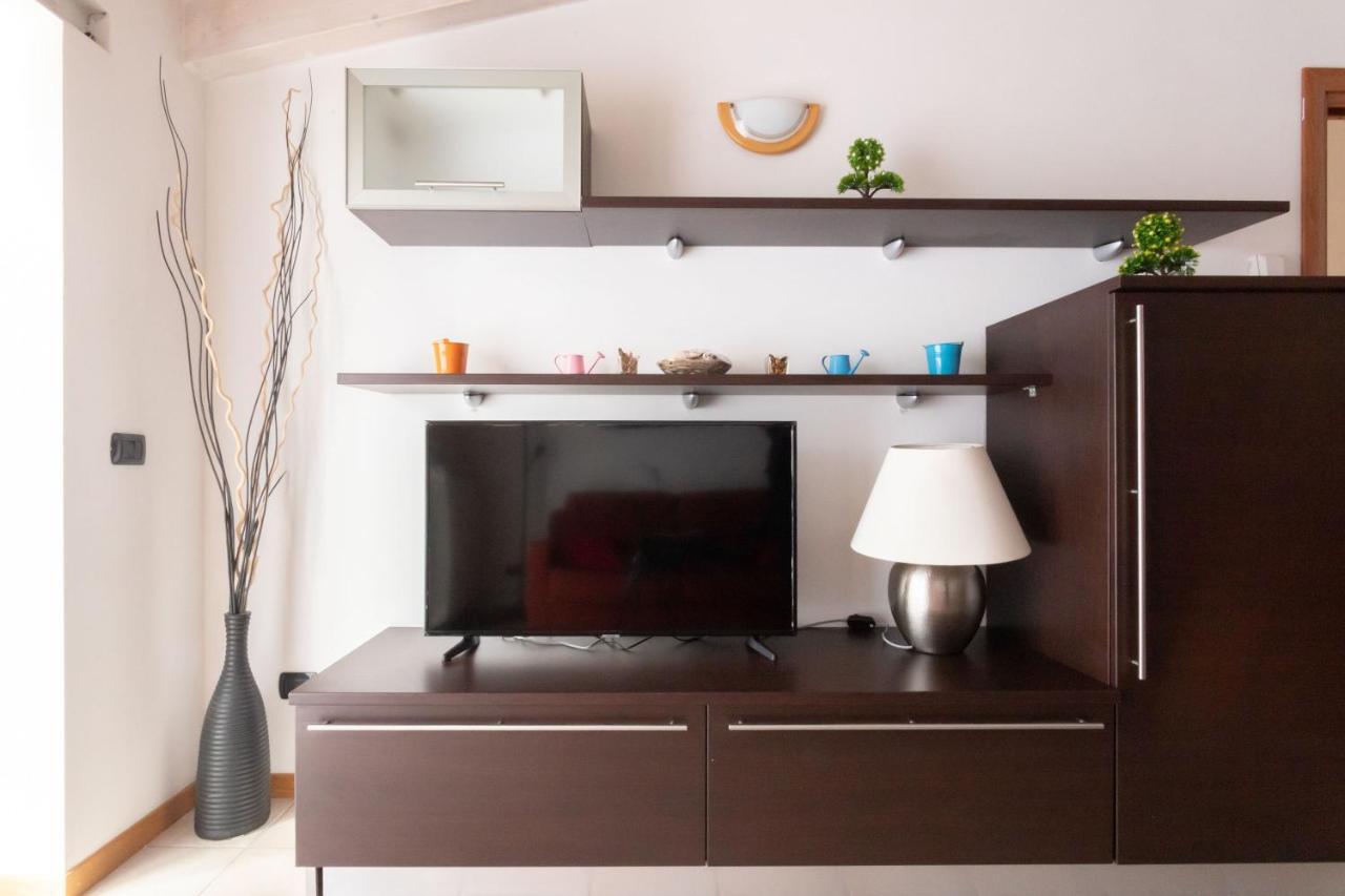 Casa Vacanze Valeria سوندريو المظهر الخارجي الصورة
